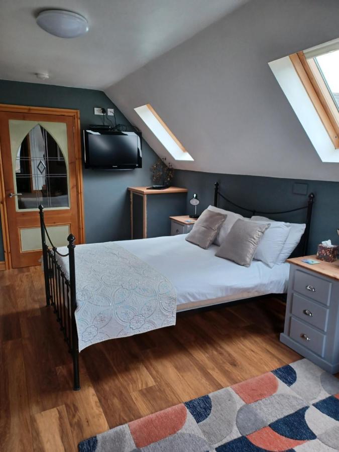 Bed and Breakfast The Bear Rhayader Exterior foto