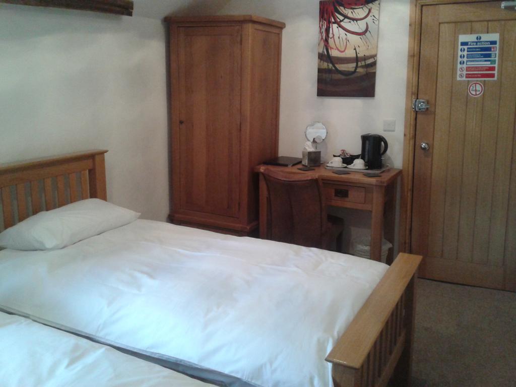 Bed and Breakfast The Bear Rhayader Habitación foto
