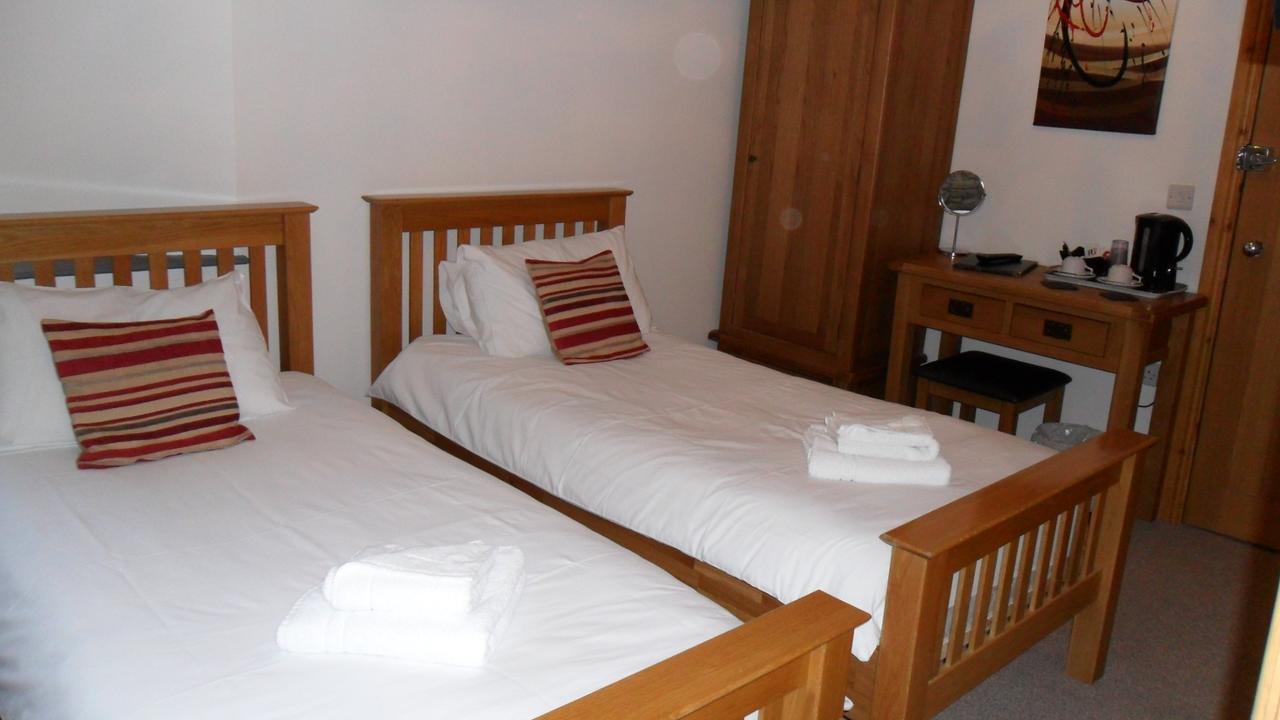 Bed and Breakfast The Bear Rhayader Exterior foto