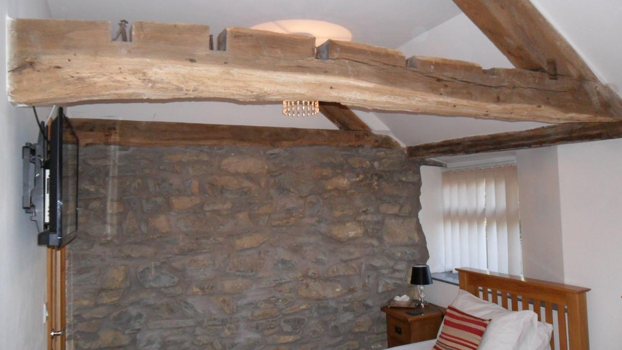 Bed and Breakfast The Bear Rhayader Exterior foto