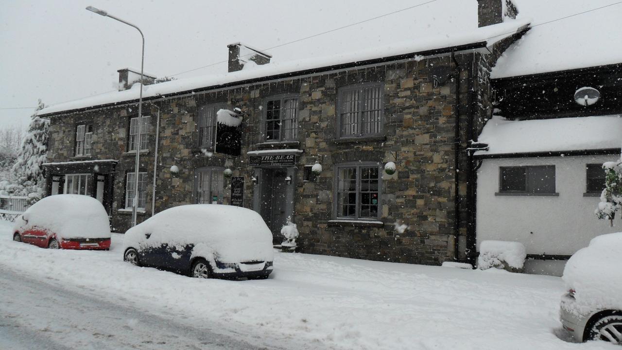Bed and Breakfast The Bear Rhayader Exterior foto